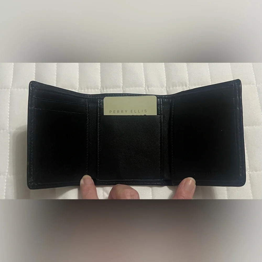 NWT Perry Ellis Black Leather Tri-Fold Wallet